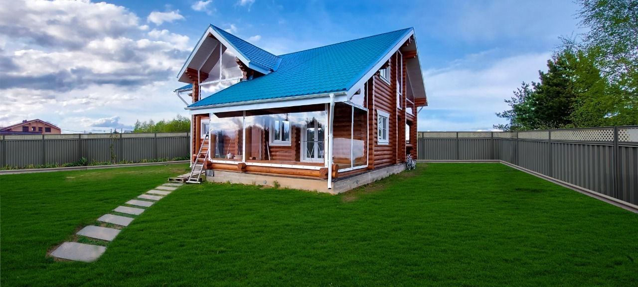 Мягкие окна на веранде загородного дома в Краснозаводске